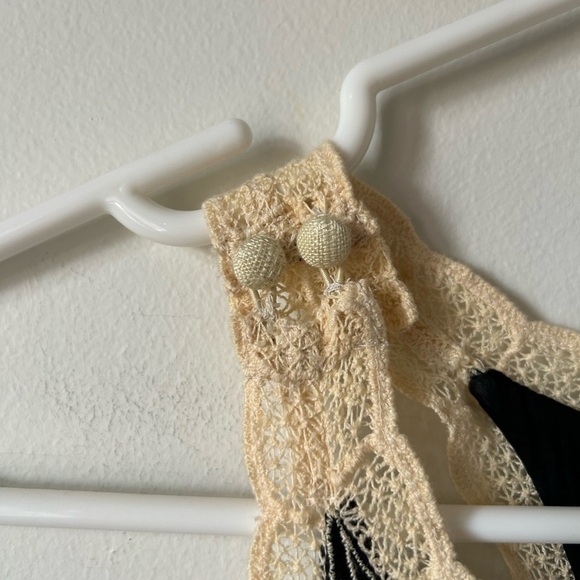 Anthropologie Akemi Kin Mosley Floral Racerback Shirt - Picture 3 of 6